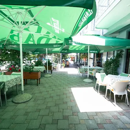 Holiday-m Hotel